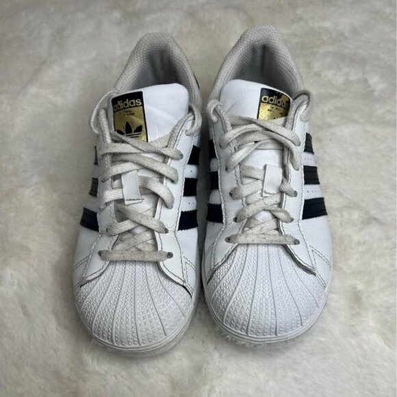 Adidas hard shell sneakers. Kids size 1. Stain in right heel. Purchased in Toron - Picture 1 of 9
